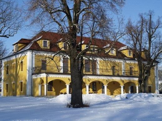 Kastiel Lucivna Exterior foto